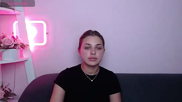 Онлайн чат XXX MilanaAngelAs
