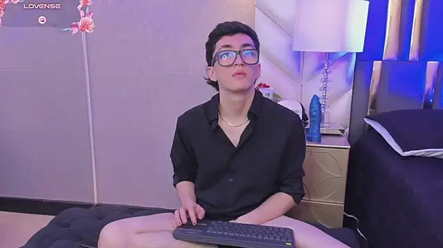 GaelDuken Live XXX chat