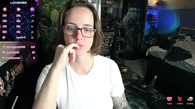 Chat +18 de LisaFoxy_y ao vivo