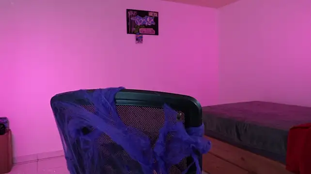 Chat XXX Live trieone