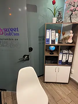 Онлайн чат XXX Zoee_Off1
