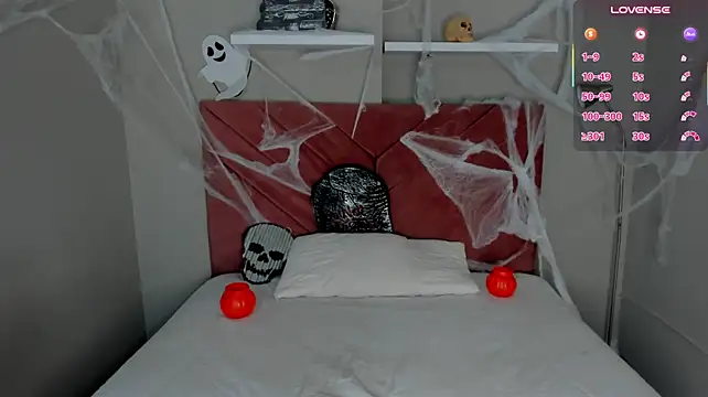 Yintaish Chat XXX live