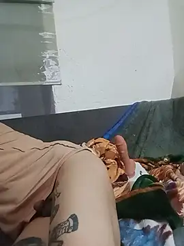 Онлайн чат XXX eroos_twink