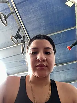roxi-fox Adlı Modelin Canlı XXX Sohbeti