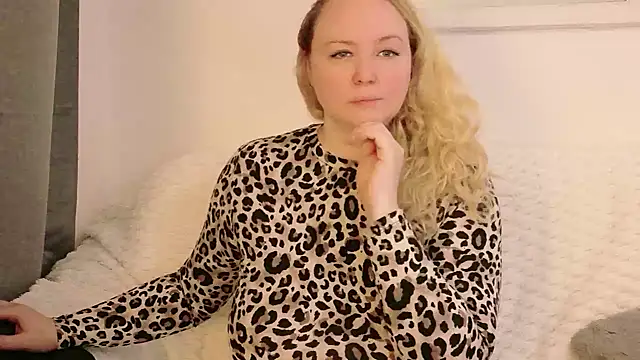 دردشة Sarah4you الجنسية المباشرة