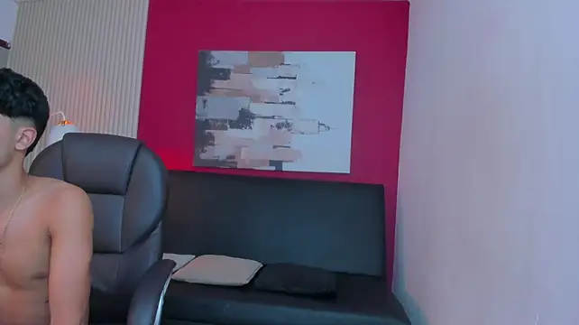 Naughty_BoyW Live XXX Chat