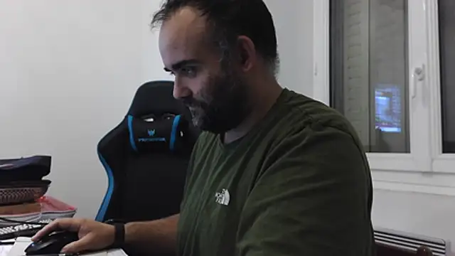 XXX chat uživo modela colalba12