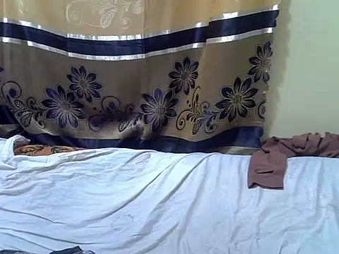 black_eebbony Adlı Modelin Canlı XXX Sohbeti
