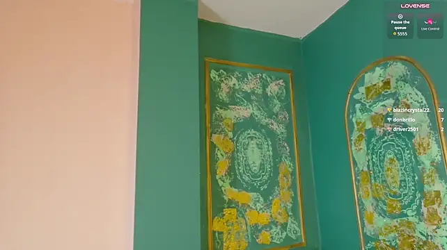 Sara_GomezのライブXXXチャット