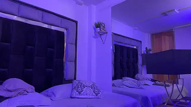 MR_MUSCLE: απευθείας συνομιλία ΧΧΧ