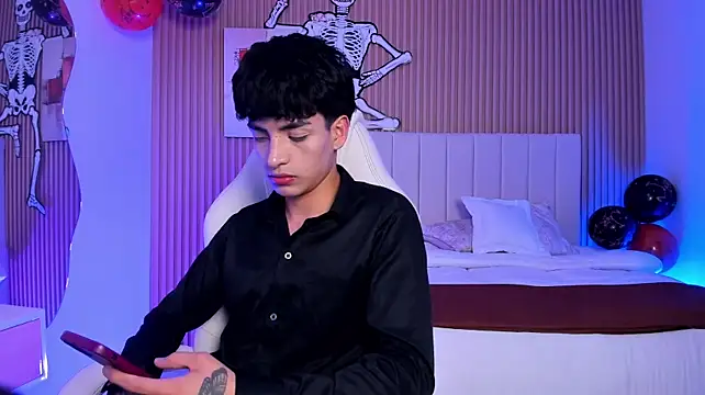 Filiph_Sterliing Chat XXX live