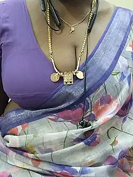 niki076_tamilのウェブカメラショー