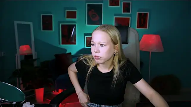 AsyaWalton's Live XXX Chat