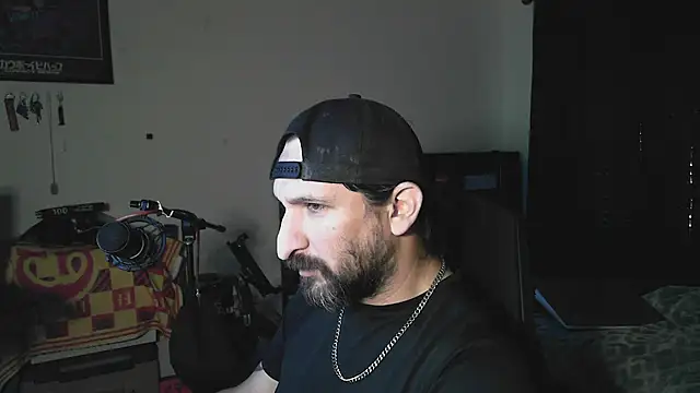 צ'אט XXX בשידור חי של DevilPup75_