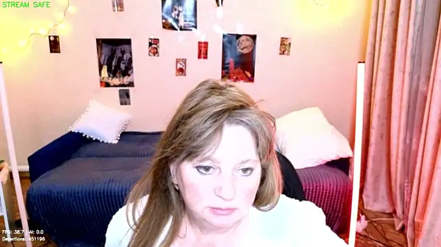 Chat XXX en directo de Melania_Cook