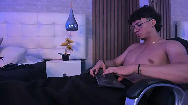 Axxel_Muscle 现场XXX聊天
