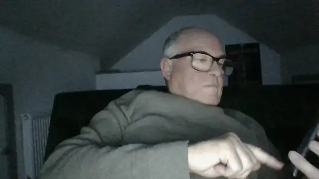naughtygrandad1 Live XXX-Chat