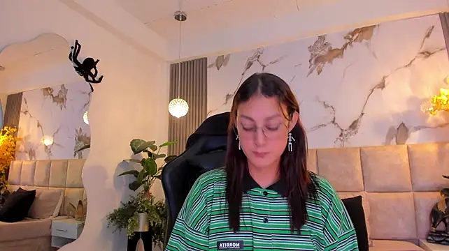 Онлайн чат XXX ChaeyounngDae