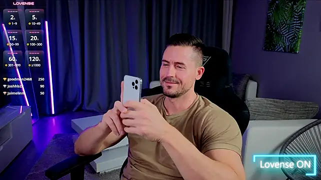 Czat XXX na żywo – jasonblake19