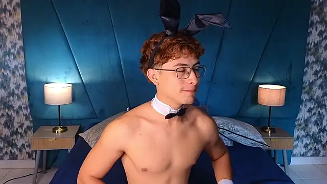 Chat XXX ao vivo de Aaron_Eze