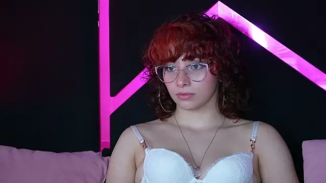 Онлайн чат XXX EssenaMonroe