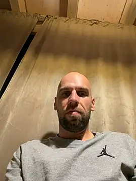 Chatroom XXX en direct de _oliver_it