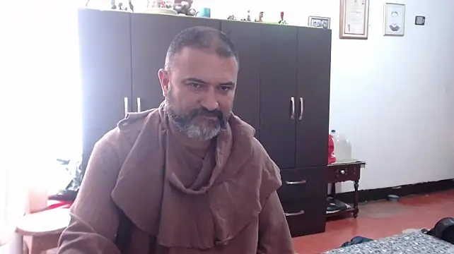 MatteoSky: απευθείας συνομιλία ΧΧΧ