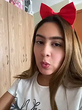 แชท XXX สดของ Miabonnett_