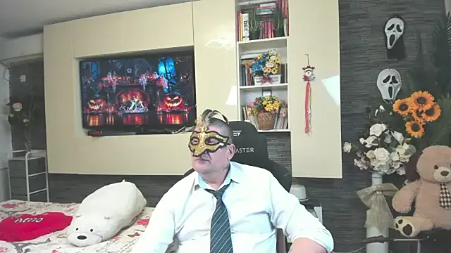 SpartacusDaddy48: онлайн-секс-чат