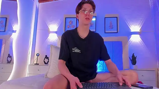 IM_DARENのライブXXXチャット