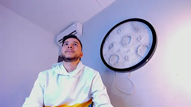 Chatroom XXX en direct de Mike_0012