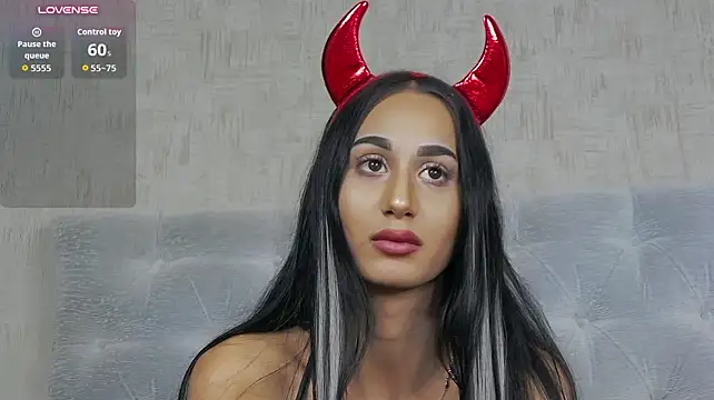 LexxyBloom live XXX chat