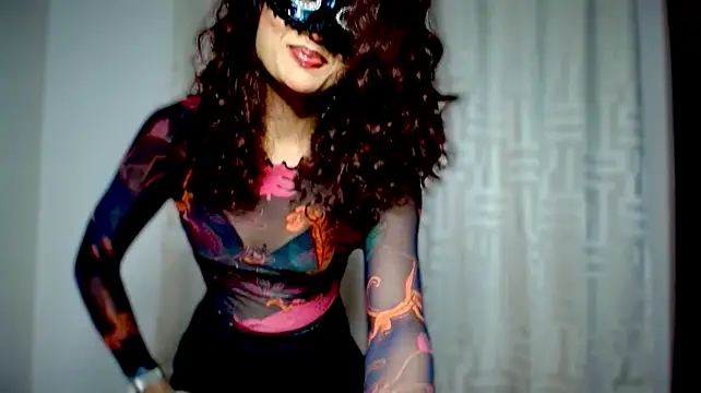 Chat +18 de ScarletSeductive ao vivo