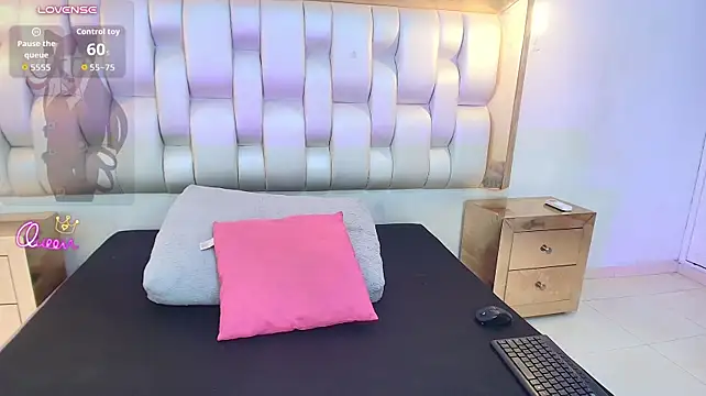 Chat +18 de AprillRoss ao vivo