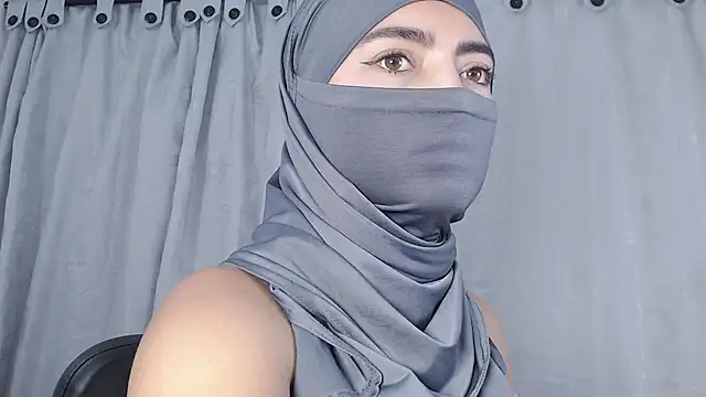 jade_nassar: онлайн-секс-чат