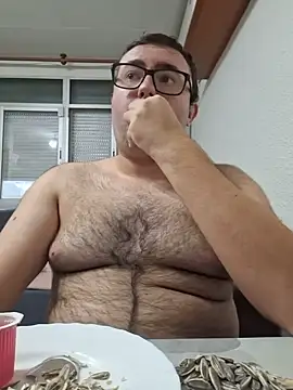 Javier_bear Live XXX-chat