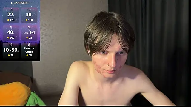 צ'אט XXX בשידור חי של hotcutJake