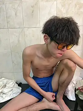 Show modela YT_11 na web-kameri