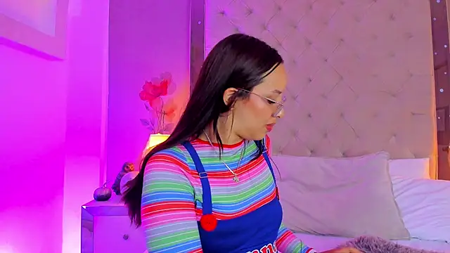 Chat XXX en directo de ValkyriaSteel