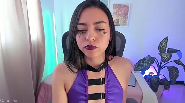 Canellee Chat XXX live