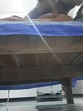 daddyishere-19 Show Webcam