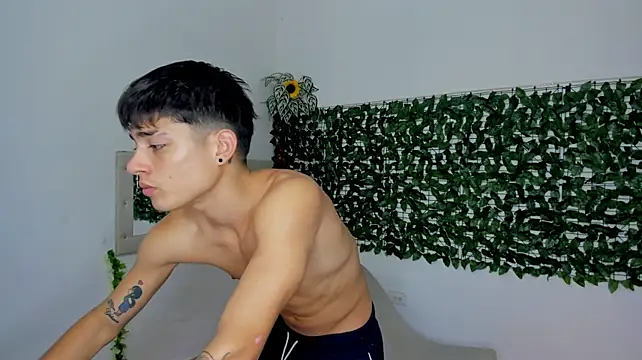 The_beby_guyn Live XXX chat