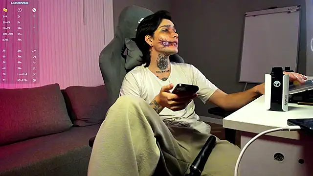 XXX chat uživo modela nick_kule