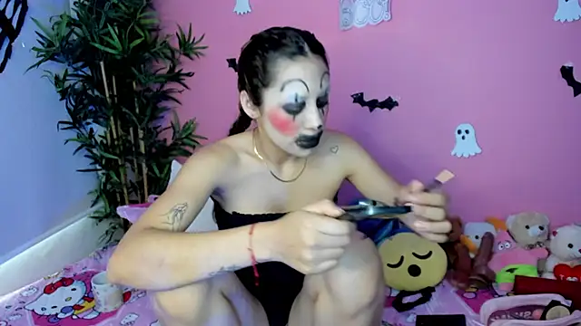 TANIA_06's Live XXX Chat