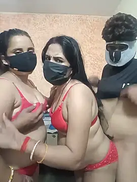 Show modela hot_bhabhi2 na web-kameri