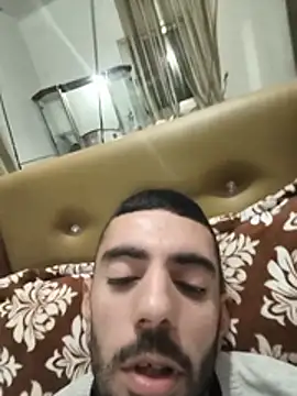 Morn_Z Adlı Modelin Web Kamerası Şovu