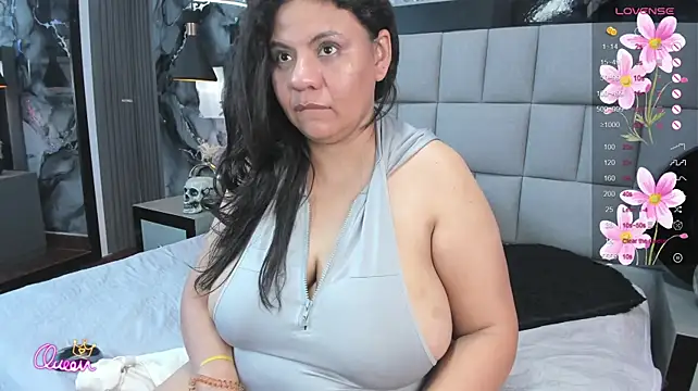 Miah_BigBoobs Live XXX-chat
