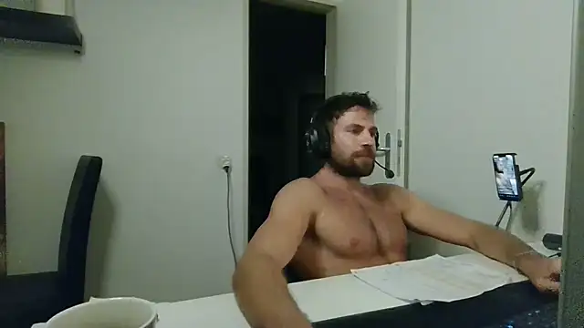 alpha-hunk XXX чат на живо