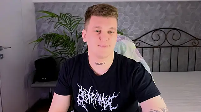 Chat +18 de HotVanee ao vivo