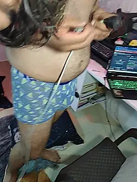 Chatroom XXX en direct de TonnyBottom